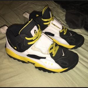 Nike Air Max Speed Turf Trainers
